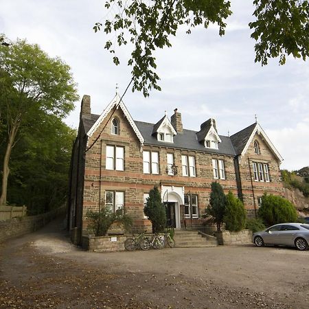 Alton Castle Centre Hostel Exterior foto